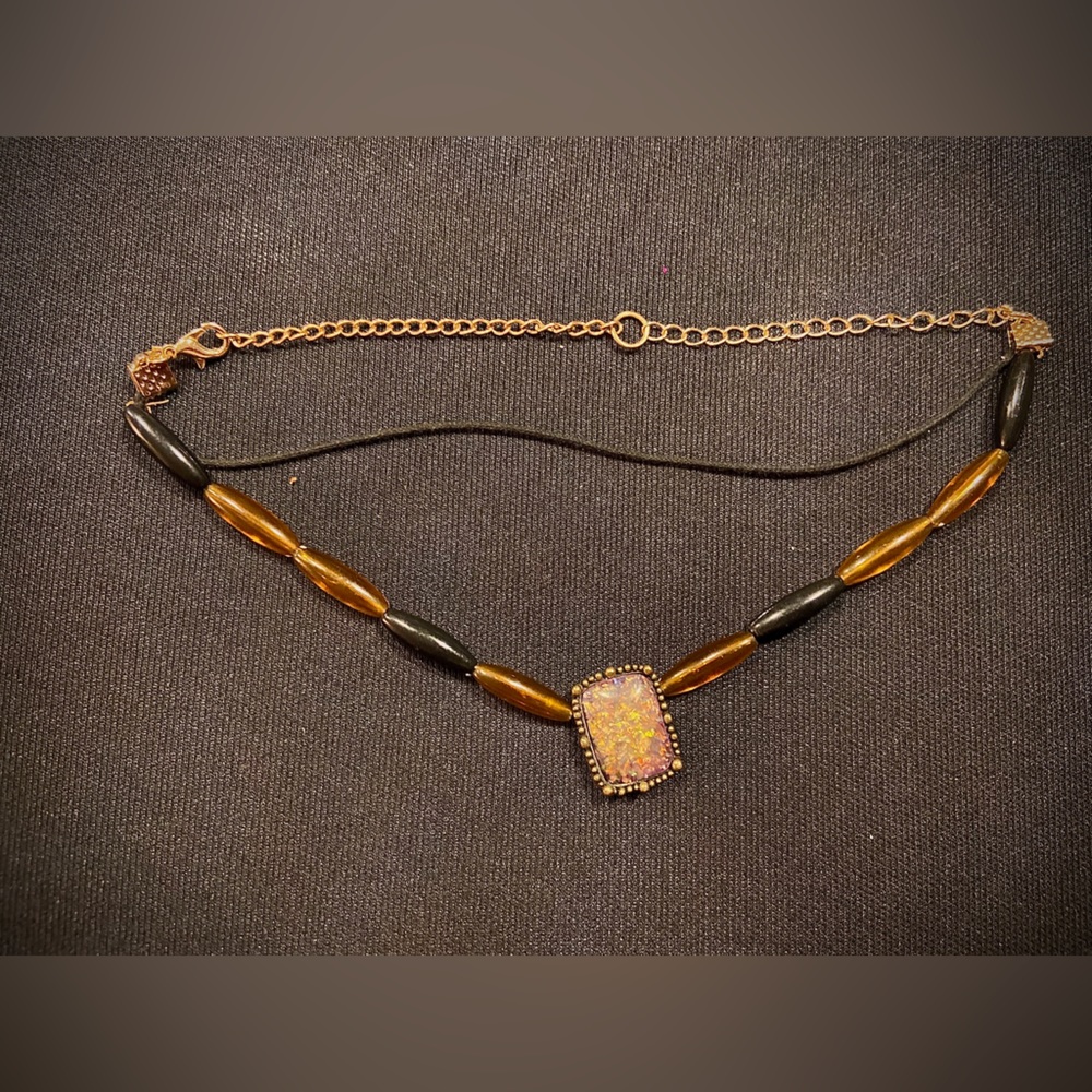 Vintage choker